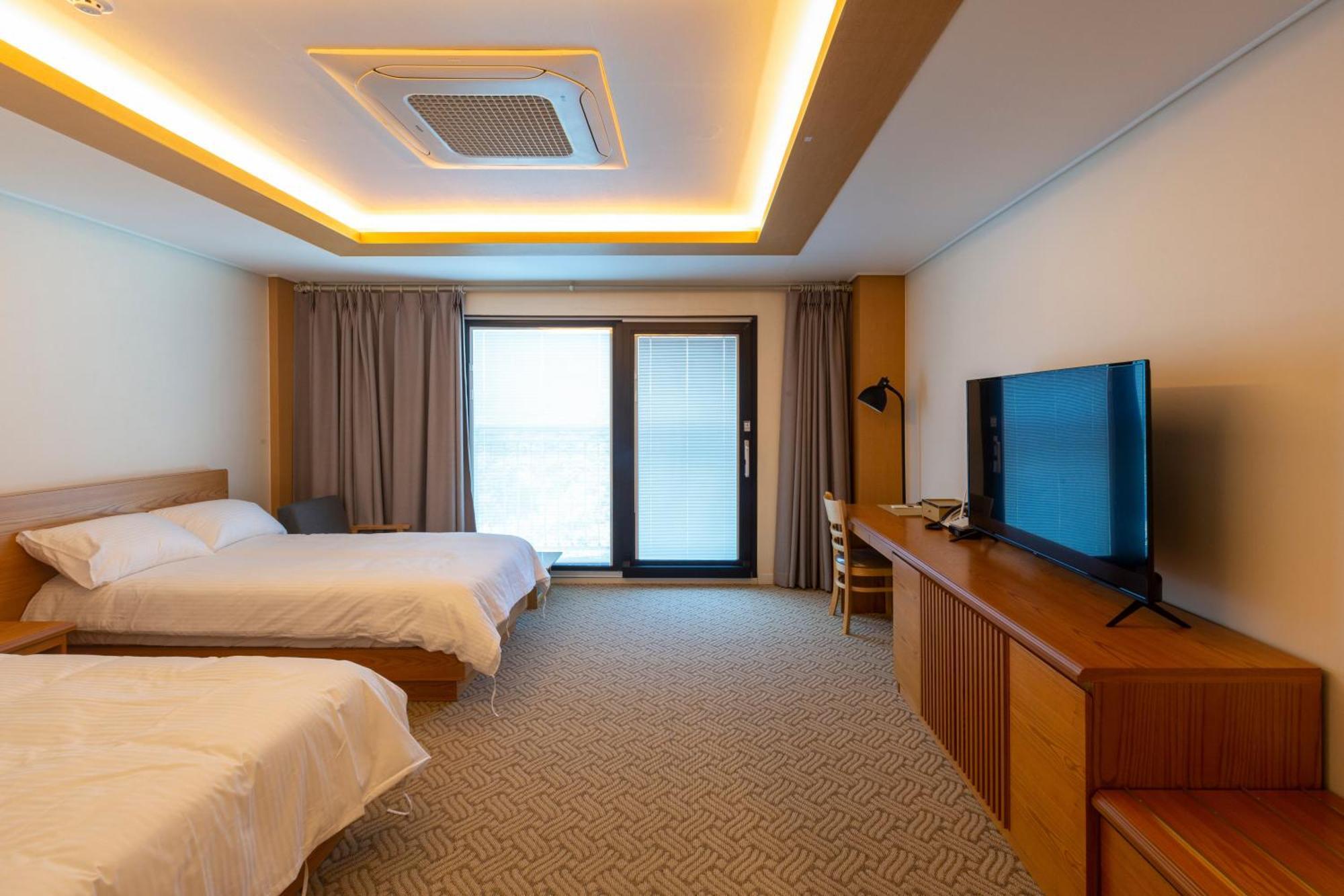 Yeongcheon Auno Feliz Hotel Phòng bức ảnh